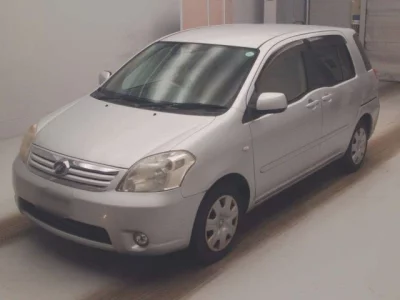 Toyota RAUM