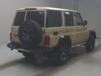 Toyota LAND CRUISER лот № 26029 оценка 4  с аукциона в Японии 1
