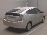 Toyota Prius лот № 54034 оценка RA  с аукциона в Японии 1