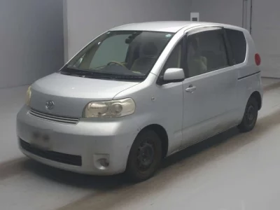 Toyota PORTE  с аукциона в Японии