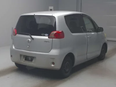 Toyota PORTE  с аукциона в Японии