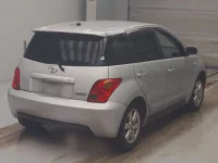Toyota IST лот № 4071 оценка 3  с аукциона в Японии 1