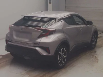 Toyota C-HR  с аукциона в Японии