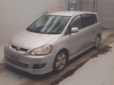Toyota Ipsum