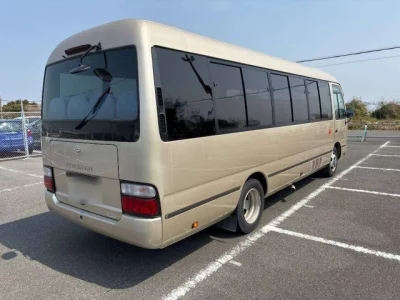 Toyota COASTER