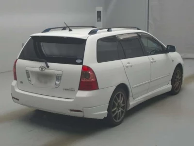 Toyota COROLLA FIELDER  с аукциона в Японии