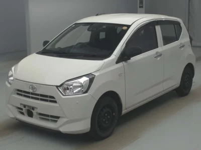 Toyota PIXIS EPOCH  с аукциона в Японии