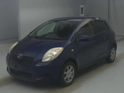 Toyota VITZ  с аукциона в Японии