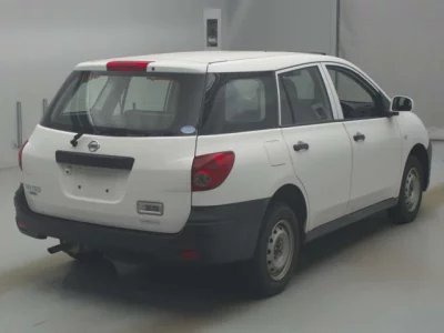 Nissan AD