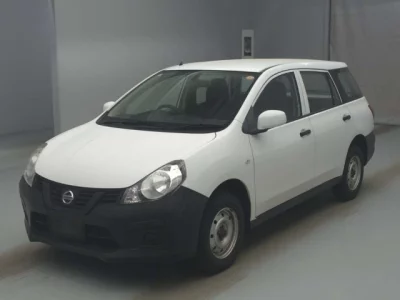 Nissan AD