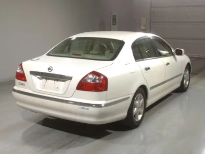 Nissan CIMA