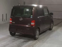 Toyota PIXIS SPACE лот № 4195 оценка 3  с аукциона в Японии 1