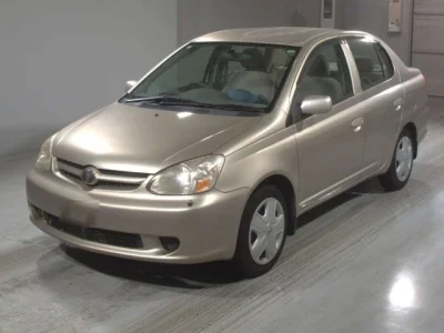 Toyota PLATZ  с аукциона в Японии