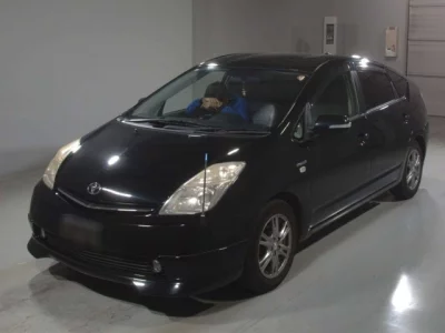 Toyota Prius  с аукциона в Японии