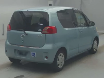 Toyota PORTE  с аукциона в Японии