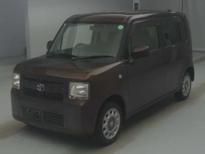 Toyota Pixis Space