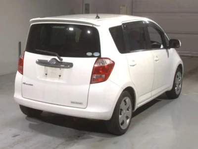 Toyota RACTIS  с аукциона в Японии