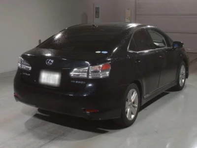 Lexus HS  с аукциона в Японии