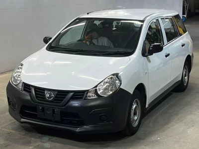 Nissan AD