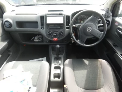 Nissan AD