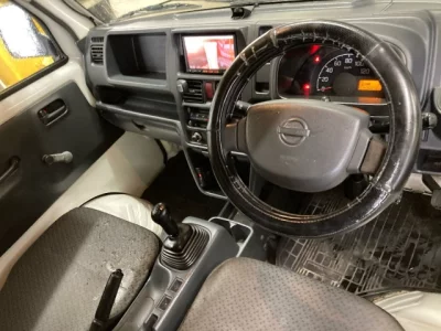 Nissan NT100 Clipper