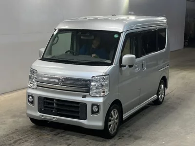 Nissan NV100 Clipper Rio