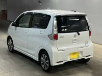 Nissan DAYZ лот № 8165 оценка R  с аукциона в Японии 1