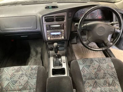 Nissan STAGEA