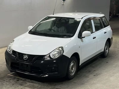 Nissan AD