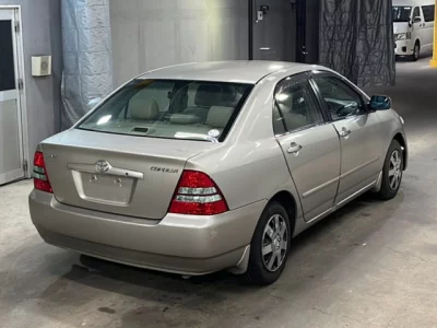 Toyota COROLLA  с аукциона в Японии