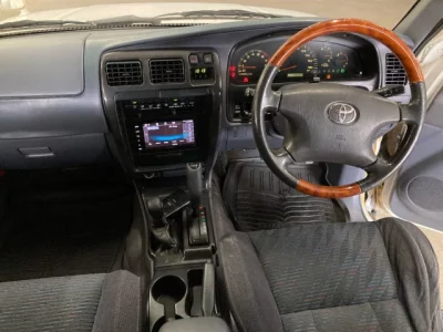 Toyota HILUX SURF