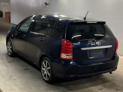 Toyota WISH  с аукциона в Японии