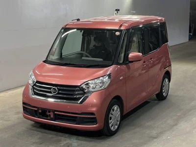 Nissan DAYZ ROOX  с аукциона в Японии