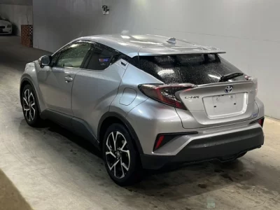 Toyota C-HR  с аукциона в Японии