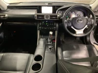 Lexus IS лот № 8318 оценка R  с аукциона в Японии 2