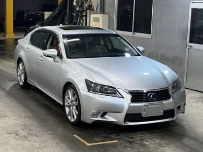 Lexus GS  с аукциона в Японии