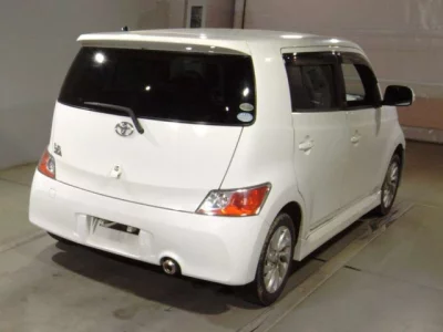 Toyota bB