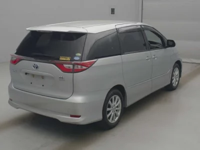 Toyota Estima Hybrid