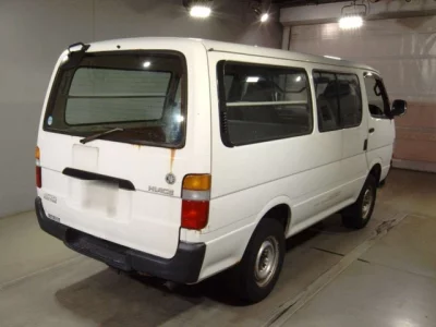 Toyota HiAce Van