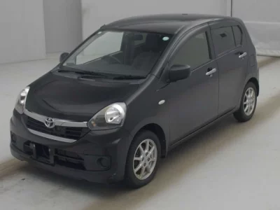 Toyota PIXIS EPOCH  с аукциона в Японии