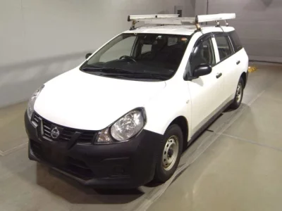 Nissan AD