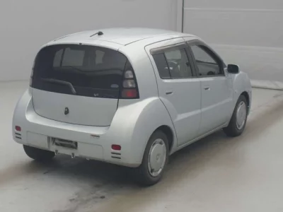 Toyota WILL  с аукциона в Японии