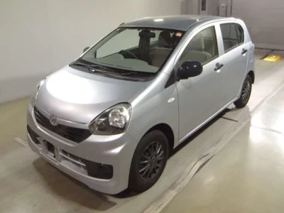 Toyota COROLLA  с аукциона в Японии