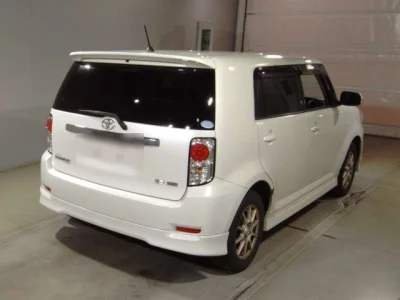 Toyota COROLLA RUMION