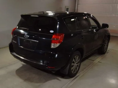 Toyota Vanguard