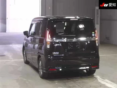 Mitsubishi Delica D:2