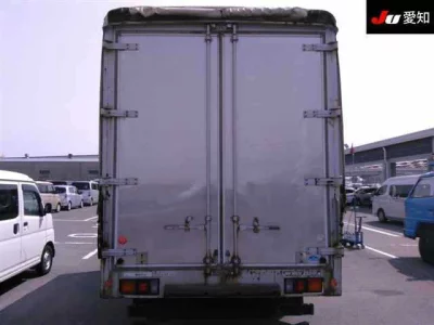 Mitsubishi FUSO TRUCK  с аукциона в Японии