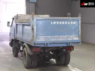 Mazda Titan
