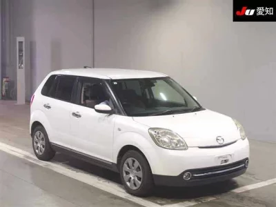 Mazda Verisa