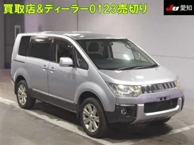 Mitsubishi Delica D:5